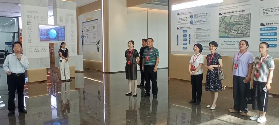 云龍區政協開展金融集聚區發展情況專題視察活動