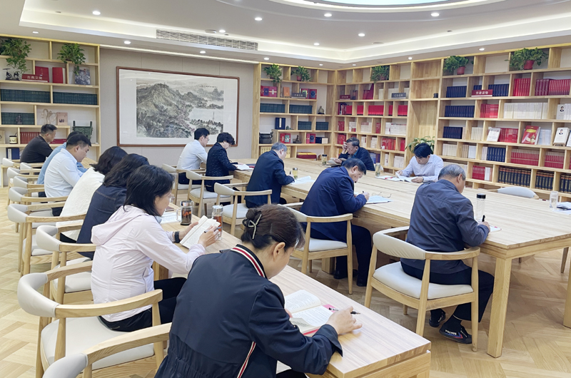 第一期黨紀(jì)學(xué)習(xí)教育讀書班111.jpg